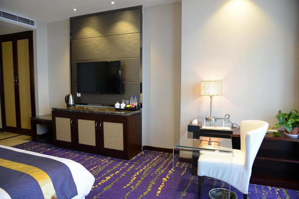 Best Western Hotel Яньтай Екстер'єр фото